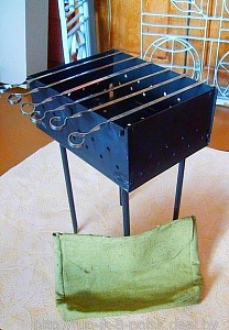 Folding brazier complete with 6 skewers